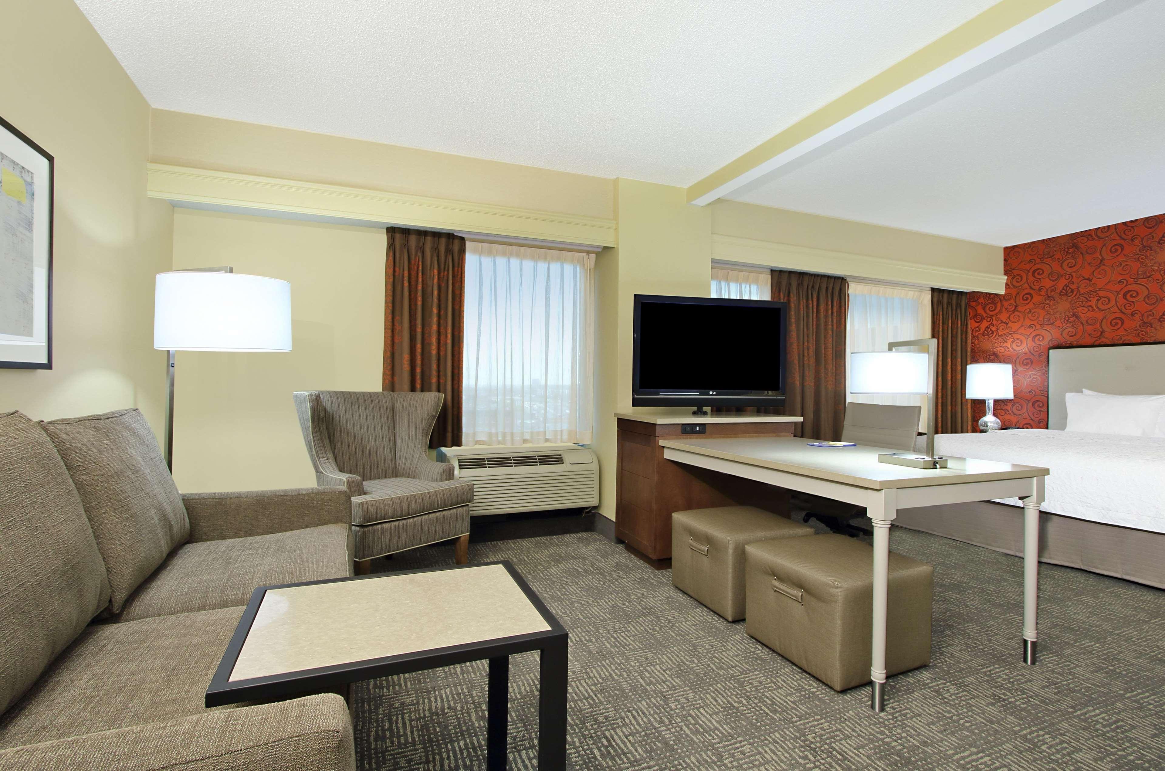 Hampton Inn & Suites Columbus-Downtown, Ohio Экстерьер фото