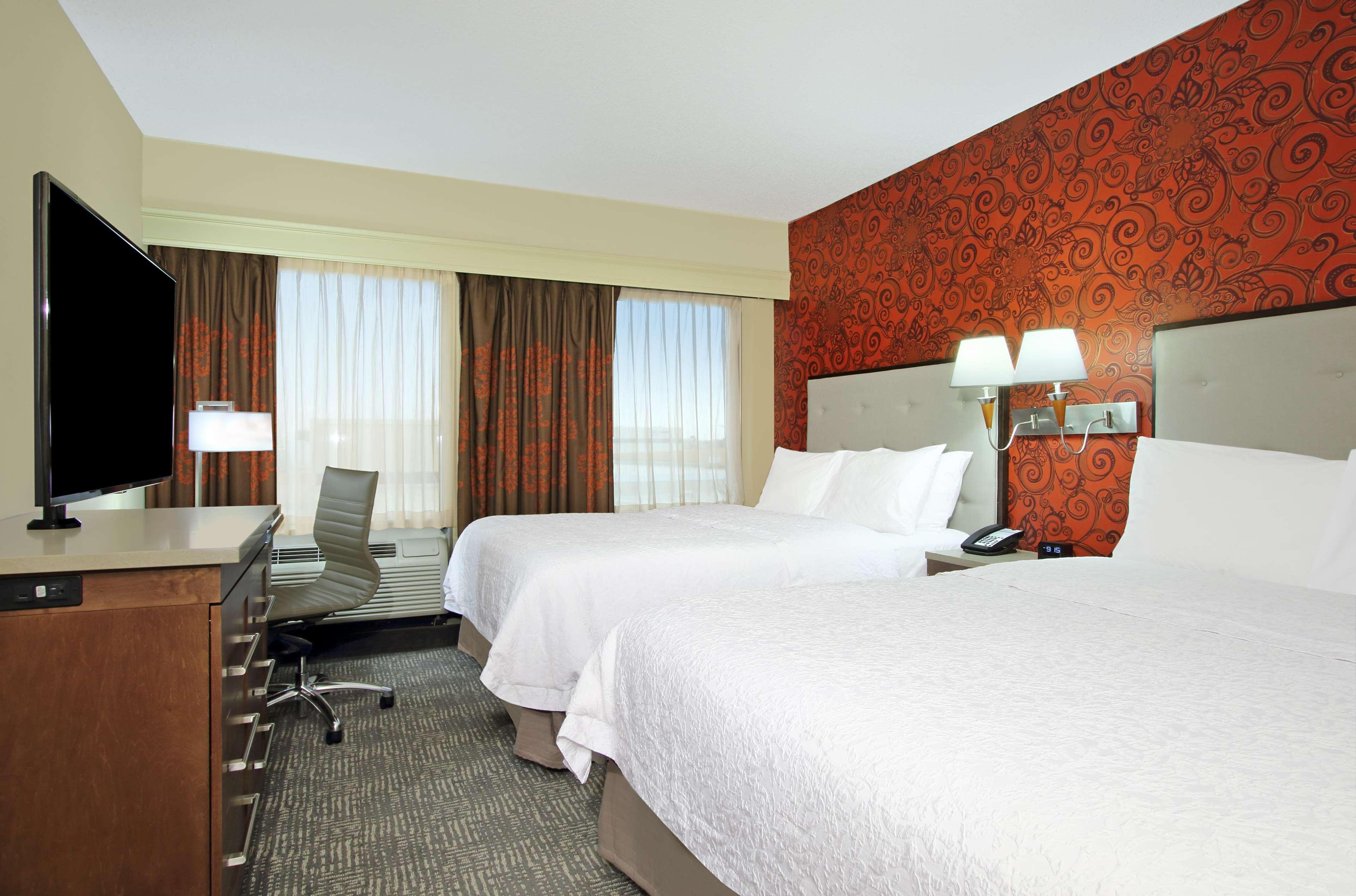 Hampton Inn & Suites Columbus-Downtown, Ohio Экстерьер фото