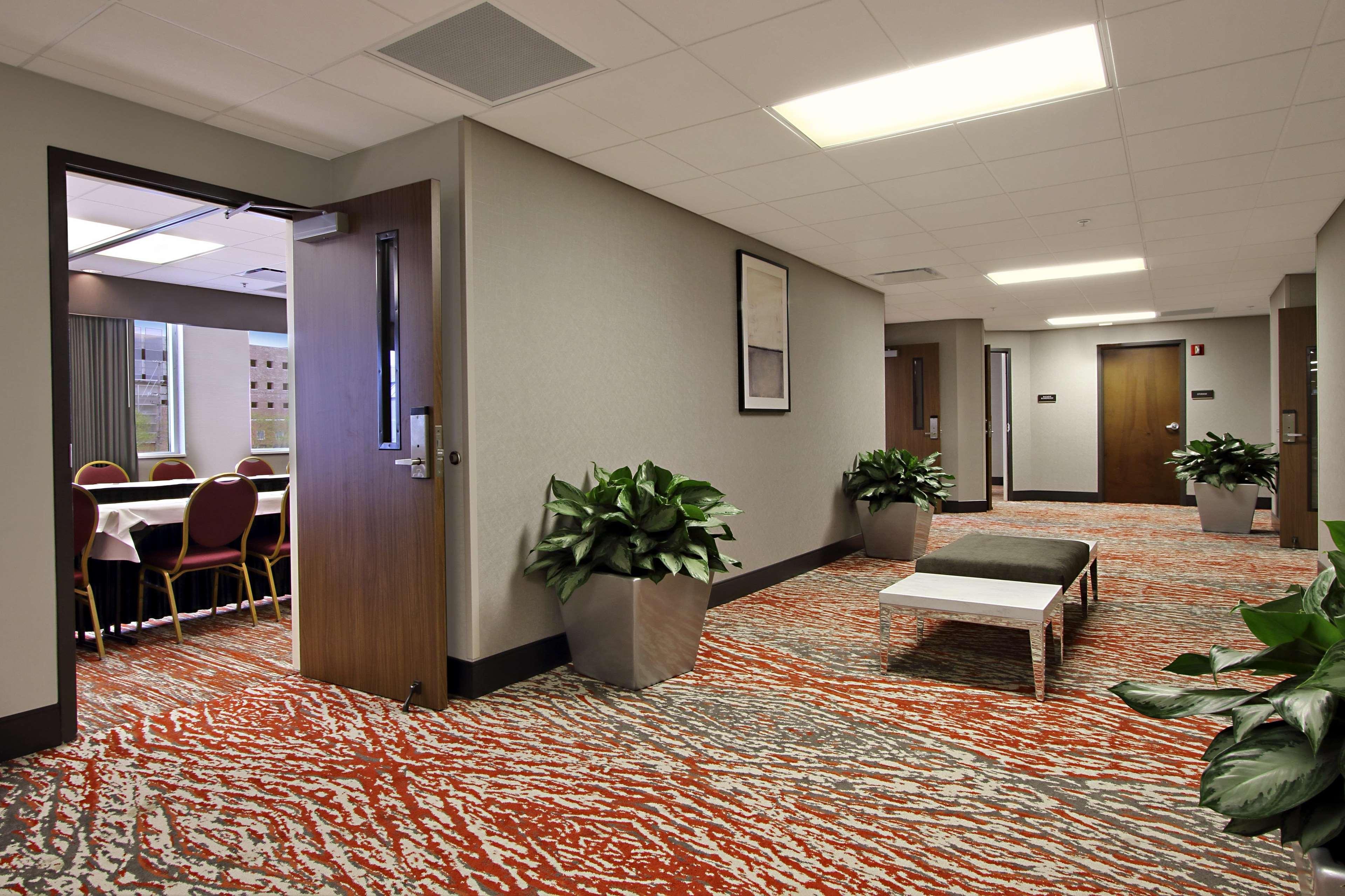 Hampton Inn & Suites Columbus-Downtown, Ohio Экстерьер фото