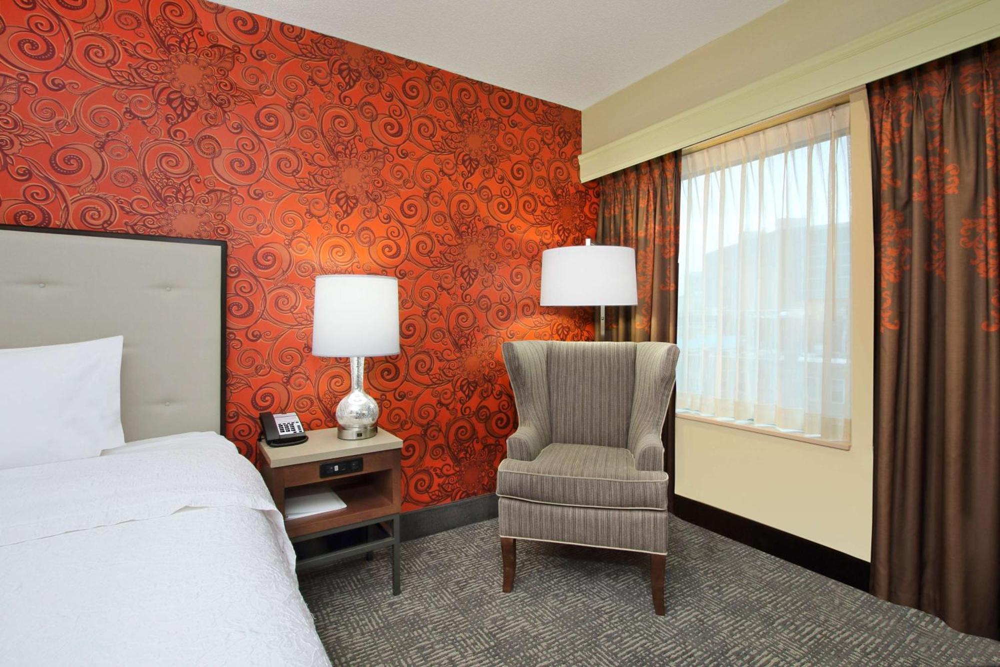 Hampton Inn & Suites Columbus-Downtown, Ohio Экстерьер фото